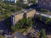 Orenburg, st Yunykh Lenintsev, house 15. Apartment house