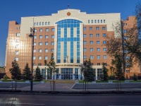 Orenburg, 法院 Оренбургский областной суд, Komsomolskaya st, 房屋 52