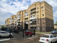 Orenburg, Krasnoznamennaya st, house 58. Apartment house