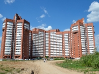 Perm, Kholmogorskaya st, house 4В. Apartment house