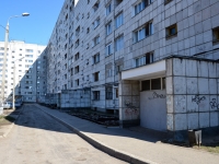 Perm, Karbyshev st, house 40. Apartment house