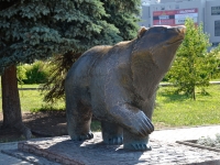 Пермь, скульптура «Легенда о Пермском медведе»улица Ленина, скульптура «Легенда о Пермском медведе»