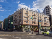 Perm, Komsomolsky avenue, house 31. Apartment house