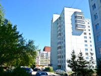 Perm, Sviyazev st, house 4. Apartment house