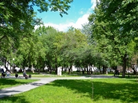 Perm, public garden у памятника архитектуры 