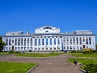 彼尔姆市, Культурно-деловой центр "Мотовилиха", Uralskaya st, 房屋 93