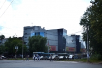 Perm, Revolyutsii st, house 60/1. shopping center