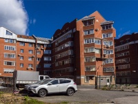 Perm, Ekaterininskaya st, house 61. Apartment house