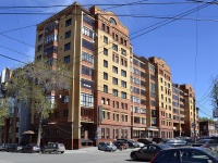 Perm, Sovetskaya st, house 40. Apartment house