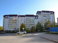 Perm, st Kronshtadtskaya, house 35. Apartment house