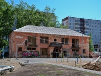 Perm, st Ponomarev, house 83. vacant building
