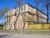 Perm, st Vosstaniya, house 55. vacant building