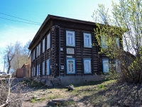 Perm, st Vosstaniya, house 70. Apartment house