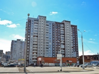 Perm, Parkoviy avenue, house 1. Apartment house
