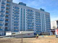 Perm, Dekabristov avenue, house 2. Apartment house