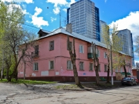 Perm, Leonov st, house 31. Apartment house