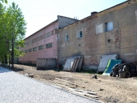 Пермь, улица Героев Хасана, дом 42. многофункциональное здание
