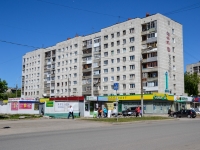 Perm, st Soldatov, house 34. Apartment house with a store on the ground-floor