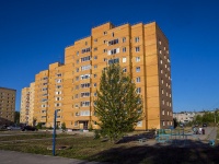 , Rossiyskaya st, house 35. Apartment house