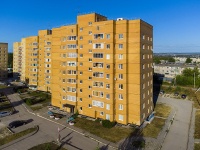 , Rossiyskaya st, house 35. Apartment house