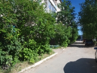 Solikamsk, Parizhskoy Kommuny st, house 34. Apartment house