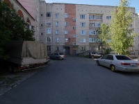 Соликамск, улица В.И. Кузнецова, дом 13. многоквартирный дом