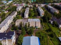 Solikamsk, 20 let Pobedy st, house 61. Apartment house