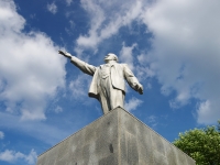 Solikamsk, 纪念碑 В.И. Ленину20 let Pobedy st, 纪念碑 В.И. Ленину