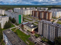 Solikamsk, shopping center "Клестовский", Lenin , house 19