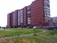Solikamsk, Lenin , house 26. Apartment house
