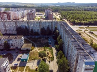 Solikamsk, Lenin , house 17. Apartment house