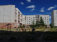 Solikamsk, Lenin , house 32. Apartment house