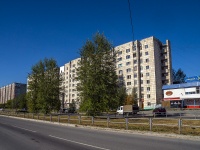 Solikamsk, Lenin , house 35. Apartment house