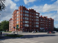 Solikamsk, Stroiteley avenue, 房屋 10. 公寓楼
