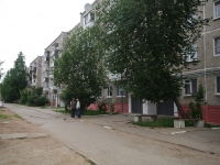 Solikamsk, Stroiteley avenue, house 16. Apartment house