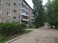 Solikamsk, Yubileyny avenue, house 9. Apartment house