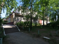 Соликамск, улица Матросова, дом 51. многоквартирный дом