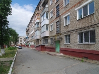 Solikamsk, Matrosov st, house 28. Apartment house
