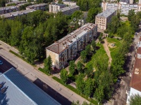 Solikamsk, Matrosov st, 房屋 32. 公寓楼