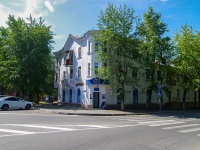 Solikamsk, Chernyakhovsky st, house 23. Apartment house