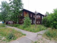 Solikamsk, Dobrolyubov st, house 19. Apartment house