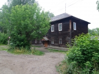 Solikamsk, Bumazhnikov st, house 11. Apartment house