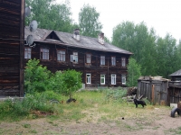 Solikamsk, Bumazhnikov st, house 11. Apartment house