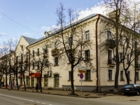 , Maksim Gorky st, house 10/10. Apartment house
