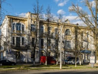 , Oktyabrsky avenue, house 42. Apartment house