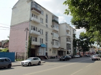 顿河畔罗斯托夫市, Bogatyanovsky spusk avenue, 房屋 33. 公寓楼