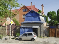 顿河畔罗斯托夫市, Krasnykh Zor' st, 房屋 108. 别墅