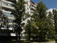 Rostov-on-Don, Kosmonavtov avenue, house 18. Apartment house
