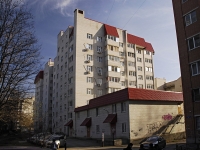 顿河畔罗斯托夫市, Komarov blvd, 房屋 30А. 公寓楼