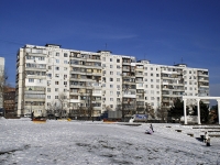 顿河畔罗斯托夫市, Komarov blvd, 房屋 42. 公寓楼